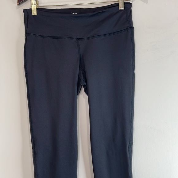 Old Navy Active Go-Dry Fitted Run Tight Leggings Black Jack Low Rise M - Picture 3 of 12